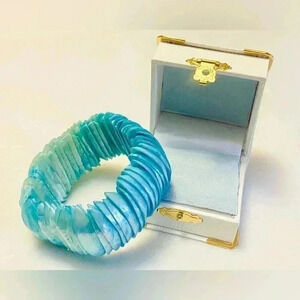 Handmade of Sea  Shells 🐚 bracelet